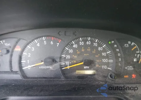 2004 Toyota Tundra Limited V8 z USA, uszkodzony, nr VIN 5TBET38114S444673